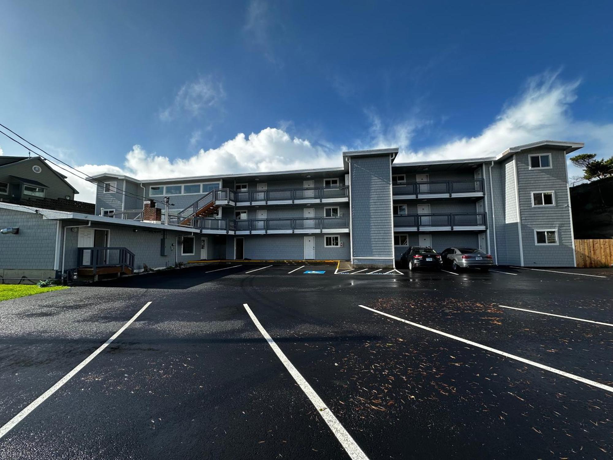 West Beach Suites Lincoln City Exterior foto